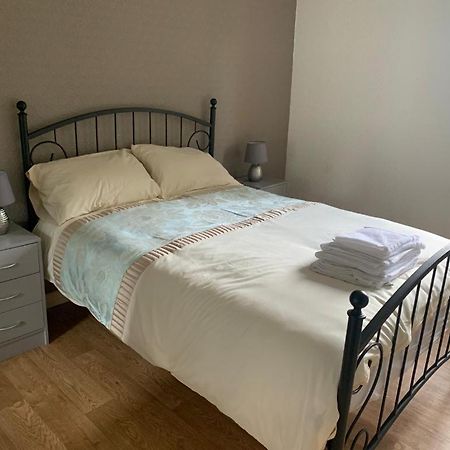 2 Bedroom Central Apartment Edinburgh Luaran gambar