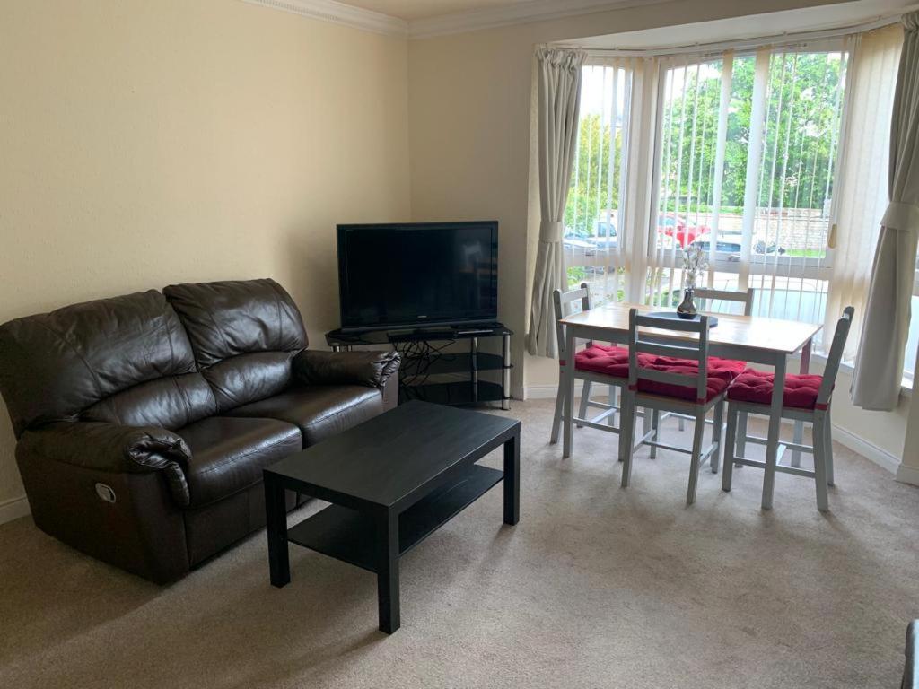 2 Bedroom Central Apartment Edinburgh Luaran gambar